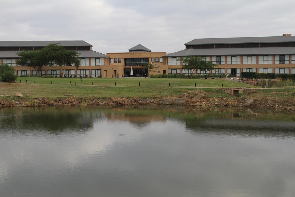 Phakalane Golf Estate Hotel Resort Gaborone Exterior foto